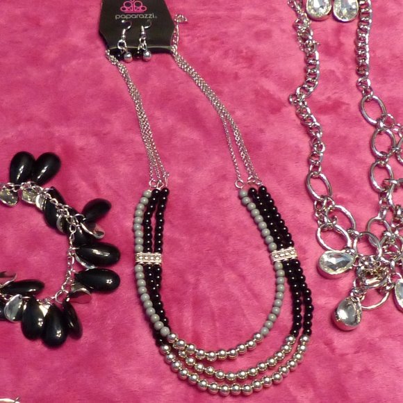 5 Paparazzi Silver Necklaces - Picture 4 of 6